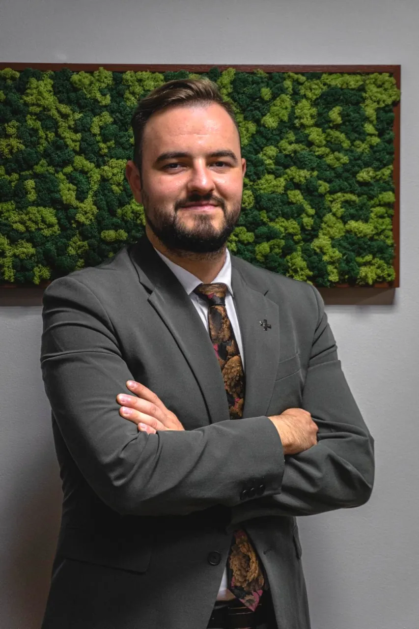 Portrait of Martin Bulejko, financial advisor